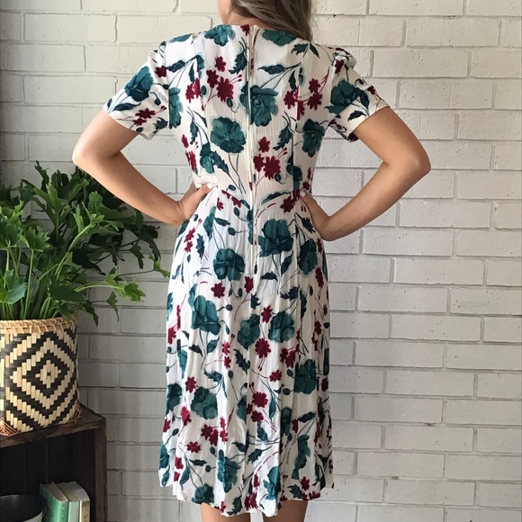 Cottagecore Floral Front Tie Cinch Waist Midi Dress - Picture 3 of 5